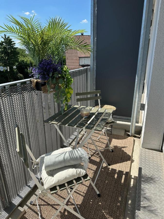 Stilvolles Und Modernes Appartement Mit Sonnigem Balkon In Flughafen- Und Messenaehe 31 Leinfelden-Echterdingen Exterior photo